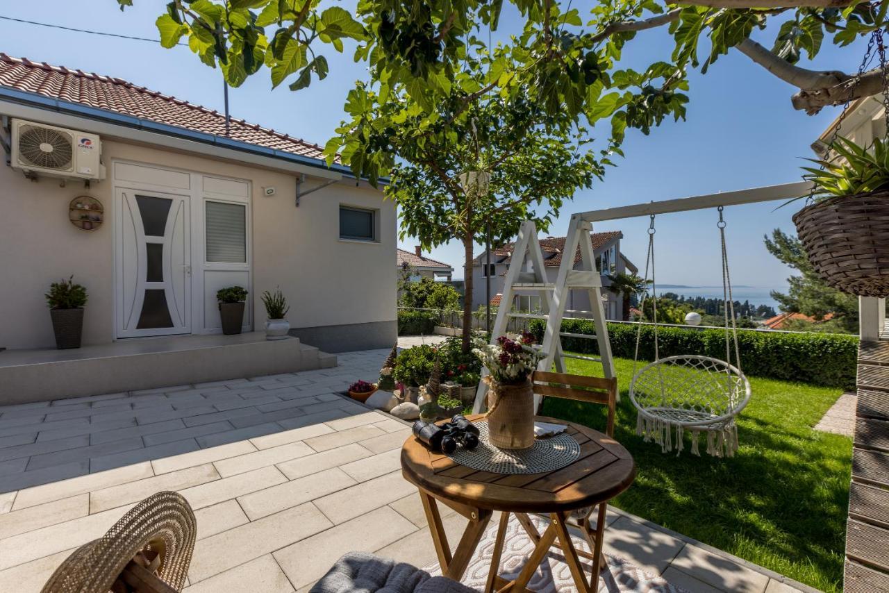 Villa Katess With Heated Pool Split Exterior foto